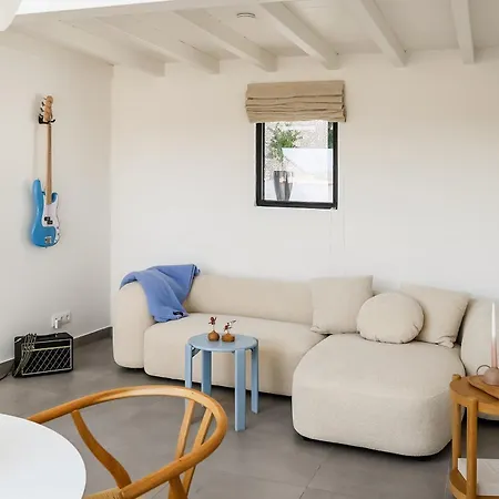 Josy Atelier Tatil Evi *